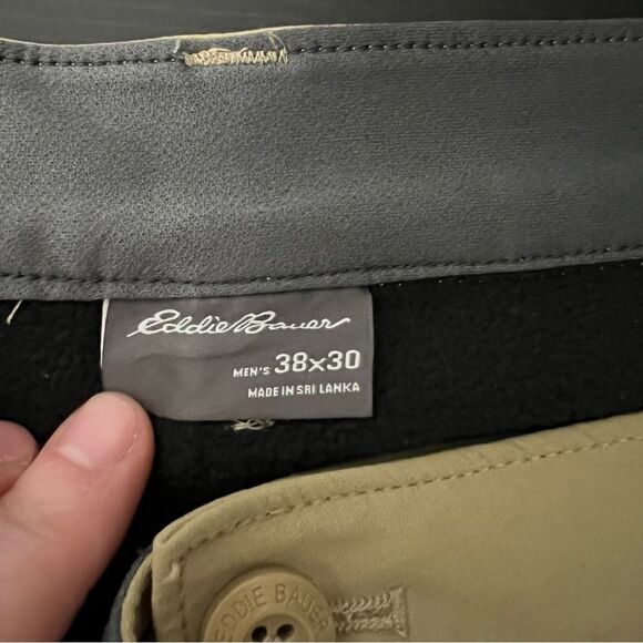 Eddie Bauer Tech Pants Mens 38x30 Tan Fleece Lined Nylon Cargo Stretch Outdoors - Picture 11 of 15